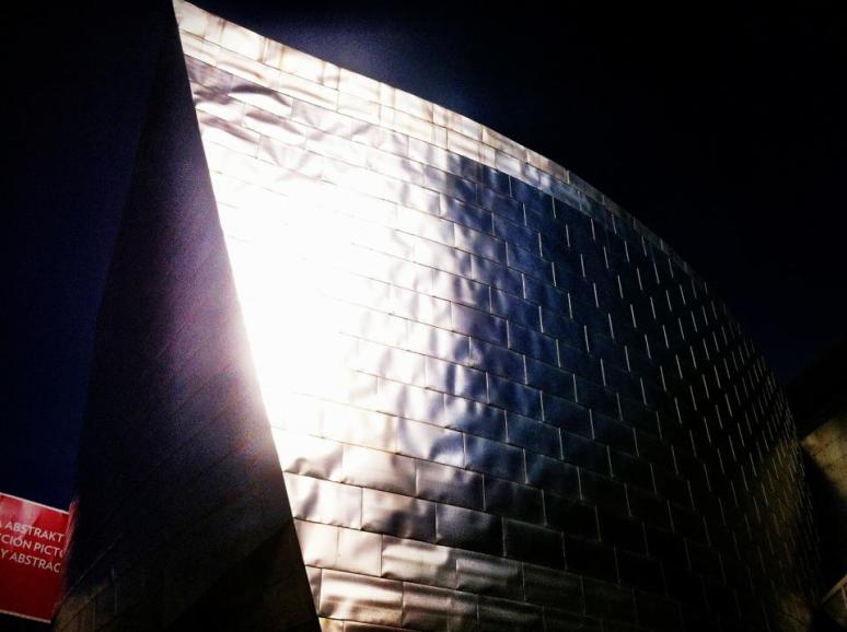 315877_2143338059933_269088935_n