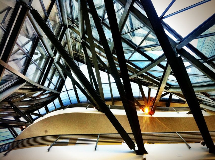 376267_2143339379966_744803608_n