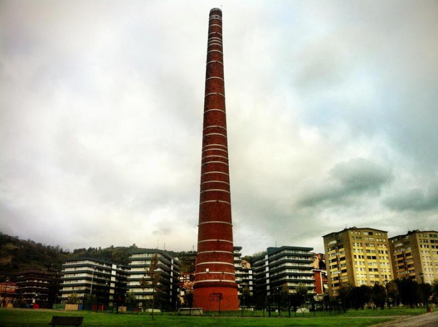 378865_2142176990907_1382008627_n