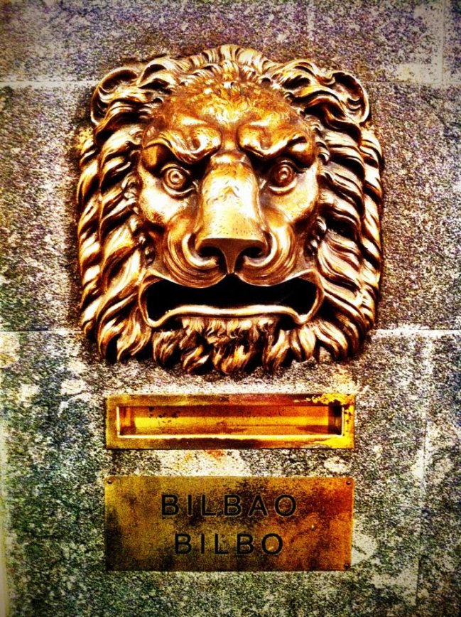 391305_2142163270564_607453945_n