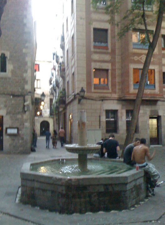 40113_1368466048617_1553108_n